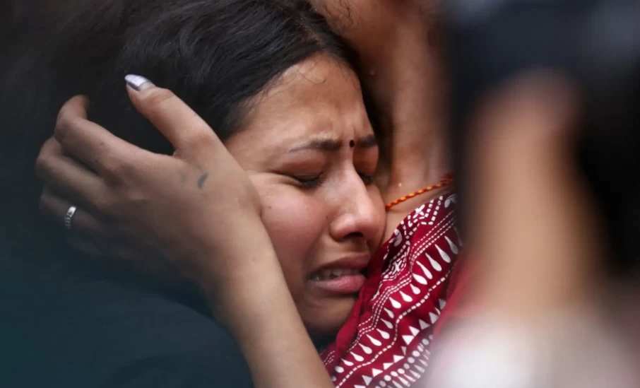 Alud en Nepal y Tíbet deja 919 muertos y casi 4.800 desaparecidos tras colapso de glaciar