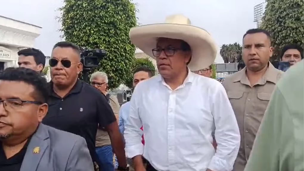 Sánchez teje alianzas rumbo a segunda vuelta 2026