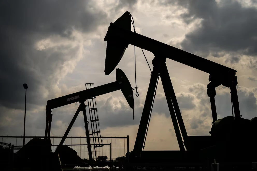 EE. UU. libera 172 millones de barriles de petróleo